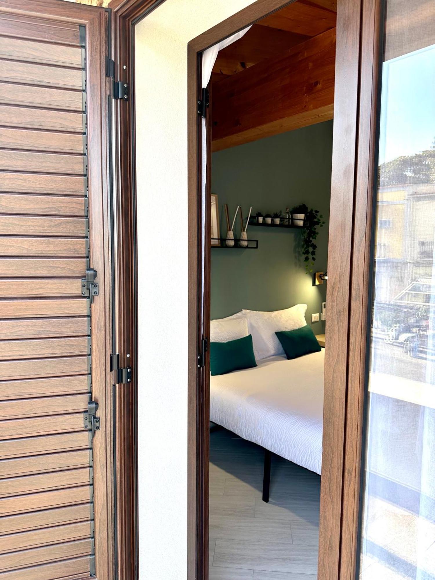 4Rooms — Photos 1