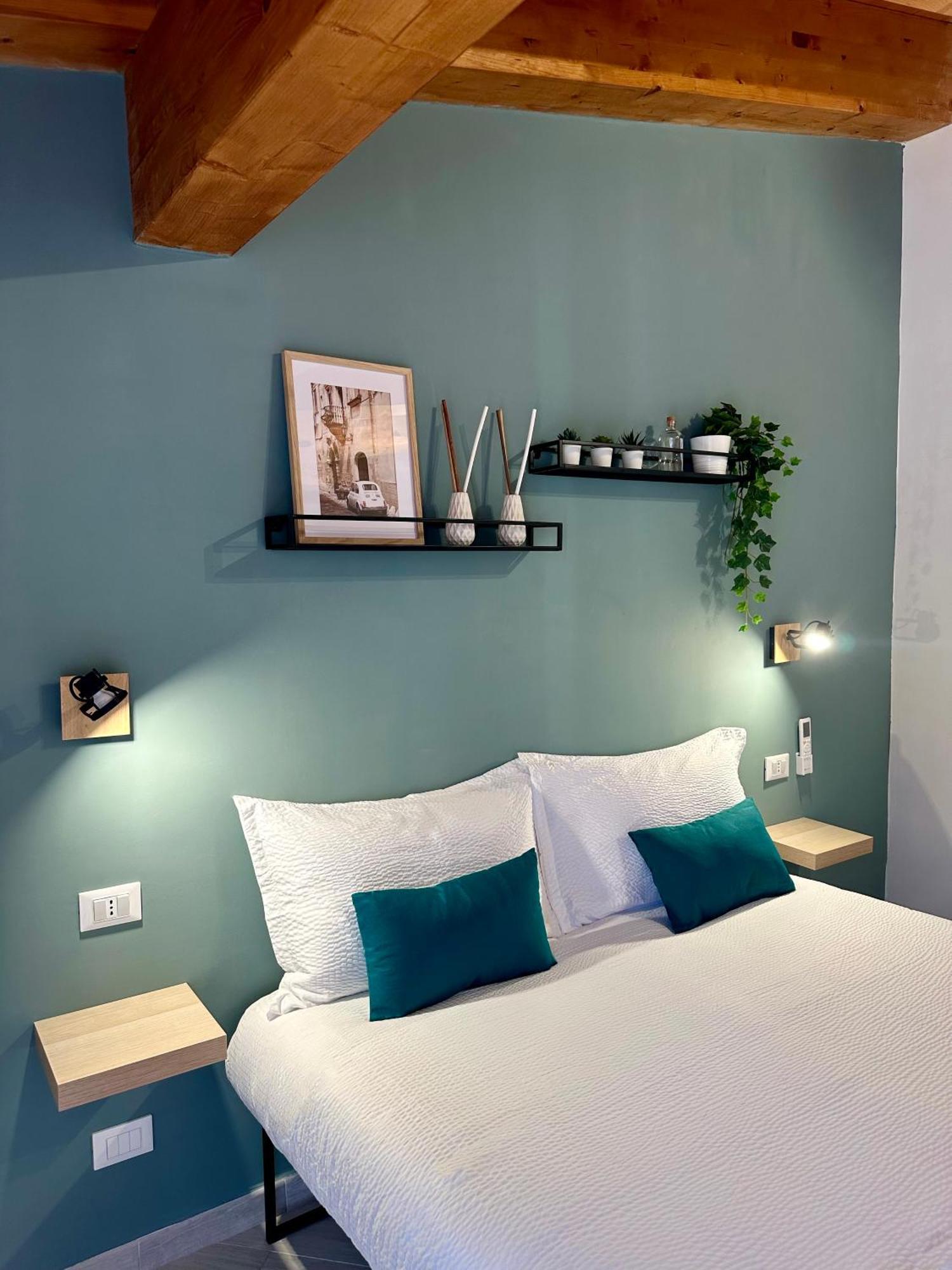 4Rooms — Photos 3